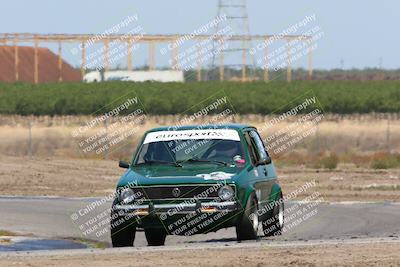 media/Apr-30-2022-CalClub SCCA (Sat) [[98b58ad398]]/Group 2/Race (Grapevine)/